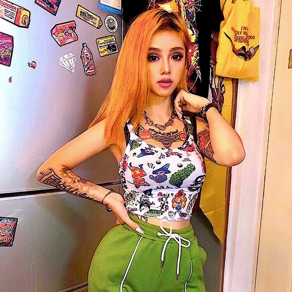 White trippy print spaghetti strap tank top🐲🔥🐅🦚🗡 - Picture 11 of 12